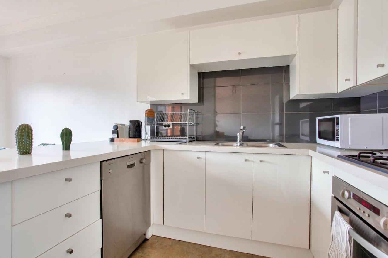 Cozy 2 Bedroom Apartment Surry Hills シドニー エクステリア 写真
