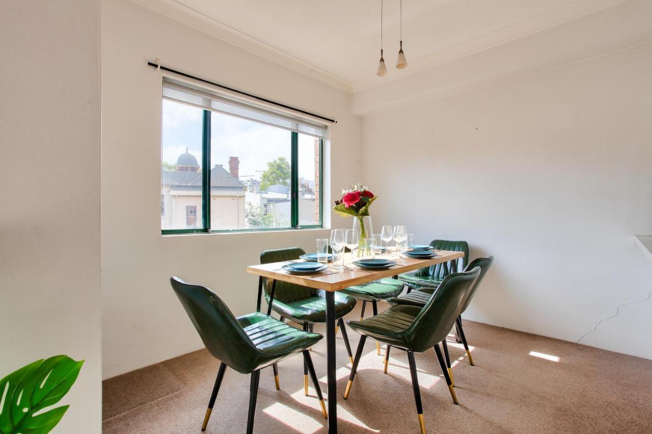 Cozy 2 Bedroom Apartment Surry Hills シドニー エクステリア 写真